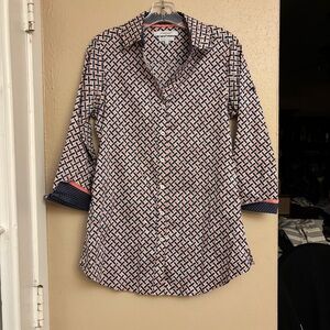 Foxcroft Navy and Coral Geometric Shirt